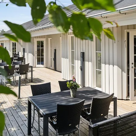 Lovely Right In The Center Of Marielyst Leilighet Bøtø By